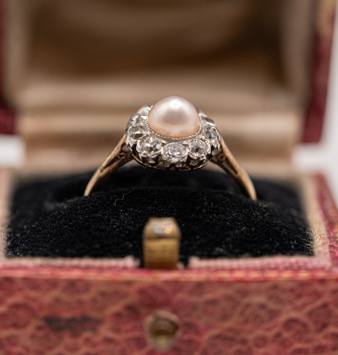 Antique beige/pink pearl old mine cut diamond ring